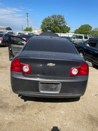 AK Buy Cars JunkYard in Fort Worth (TX) - photo 3