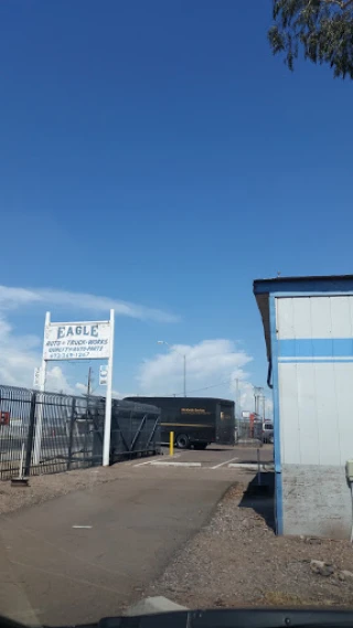 Eagle Auto & Truck Works, Auto Recyclers JunkYard in Phoenix (AZ) - photo 2