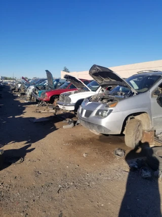 Pull A Part JunkYard in Phoenix (AZ) - photo 2