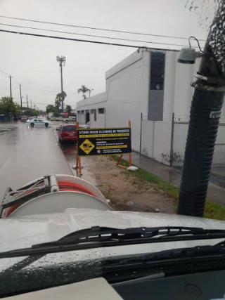 J&S Towing and Transport Services Inc JunkYard in Fort Lauderdale (FL) - photo 3