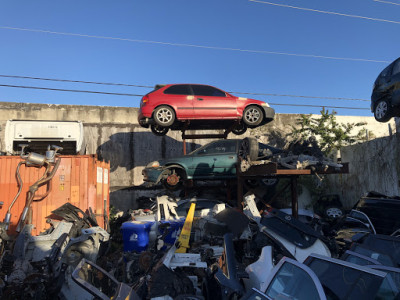 Elisiah Used Auto Parts JunkYard in Fort Lauderdale (FL) - photo 3