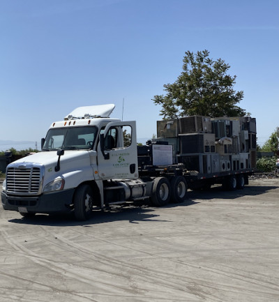 Unlimited Recycling Bakersfield JunkYard in Bakersfield (CA) - photo 2