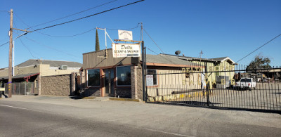 Delta Scrap & Salvage JunkYard in Berkeley (CA) - photo 2