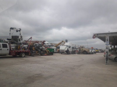 San Antonio Truck & Equipment JunkYard in San Antonio (TX) - photo 2