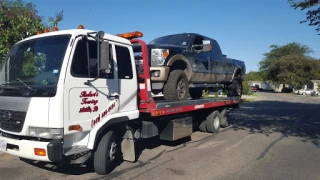 Roberts Towing JunkYard in Austin (TX) - photo 2