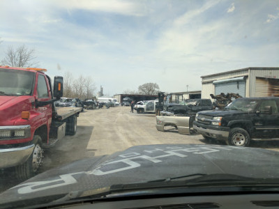 Hicksville Auto Recyclers LLC JunkYard in Columbus (OH) - photo 2