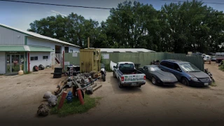 Pat's Auto Salvage JunkYard in Waterloo (IA) - photo 1