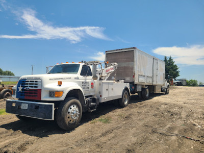 Big Bear Heavy Wrecker Service JunkYard in Allen (TX) - photo 2