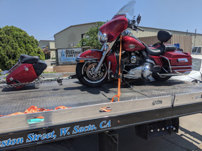 Dan's Mission Towing JunkYard in Sacramento (CA) - photo 2