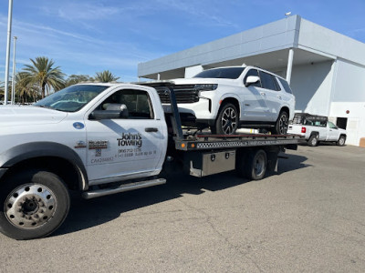 John's Towing JunkYard in Sacramento (CA) - photo 1