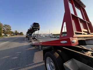 White Glove Towing Service Greenwood Tow Truck First And Fastest JunkYard in Indianapolis (IN) - photo 2