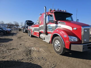 Davis Towing & Recovery JunkYard in Indianapolis (IN) - photo 3