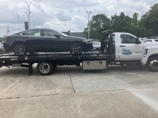 Reliable Towing and Recovery JunkYard in New Orleans (LA) - photo 3