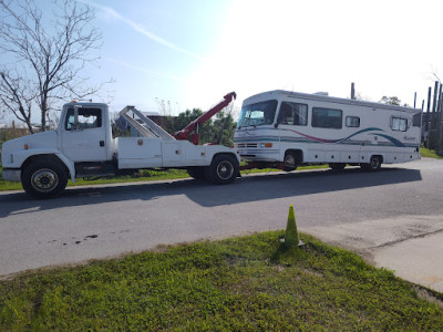 Tejada Towing Services II ,llc JunkYard in New Orleans (LA) - photo 4