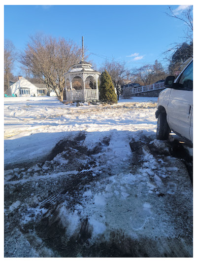 McLaughlin Towing and Auto Repair JunkYard in New Haven (CT) - photo 1