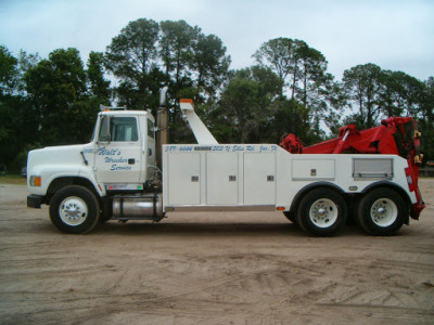 Walt's Wrecker Service JunkYard in Jacksonville (FL) - photo 1