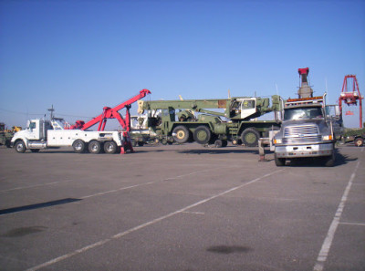 Walt's Wrecker Service JunkYard in Jacksonville (FL) - photo 2