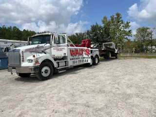 Walt's Wrecker Service JunkYard in Jacksonville (FL) - photo 3