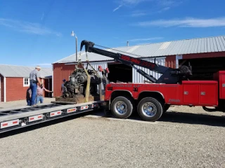 Hooked Up Towing JunkYard in Seattle (WA) - photo 2