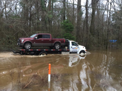 Hooked Up Towing & Recovery, LLC JunkYard in New Orleans (LA) - photo 1