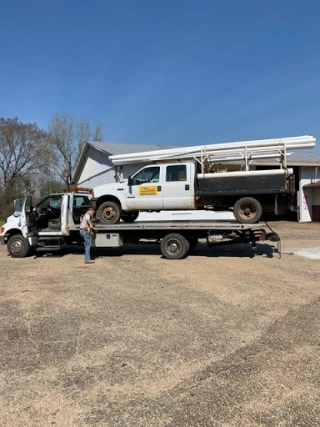 Hooked Up Towing & Recovery, LLC JunkYard in New Orleans (LA) - photo 2