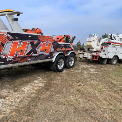 HX4 Towing and Recovery JunkYard in New Orleans (LA) - photo 3