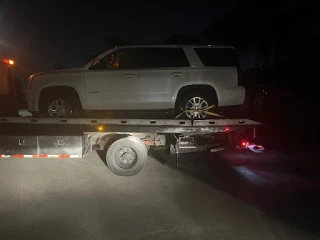 Tropical Towing | Roadside Assistance • Jump Start • Fuel Delivery | JunkYard in Fort Lauderdale (FL) - photo 2