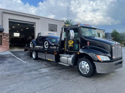 C&P Towing and Transport Inc. JunkYard in Fort Lauderdale (FL) - photo 1