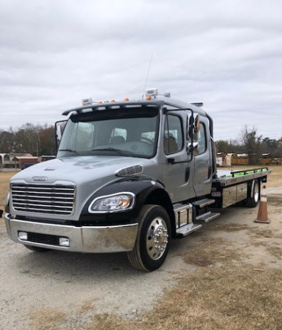 VAS Towing & Recovery JunkYard in North Charleston (SC) - photo 1