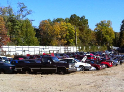 West Side Auto Parts JunkYard in Bloomington (IN) - photo 2