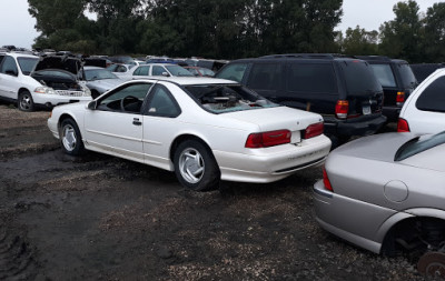 Quandt Auto Salvage, Inc. JunkYard in Davenport (IA) - photo 2