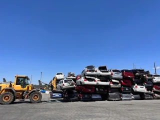 Denver Scrap Metal - Junk Car Tow Yard JunkYard in Denver (CO) - photo 3