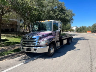 Omeed's Towing, LLC JunkYard in Austin (TX) - photo 3