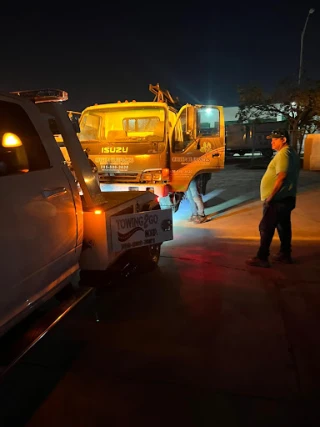 Towing 22 Corp JunkYard in Miami (FL) - photo 3