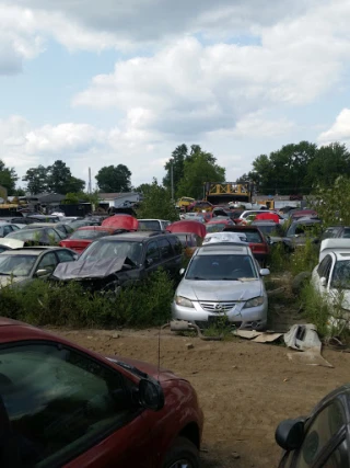 Kirby's Auto Parts & Towing JunkYard in Columbus (OH) - photo 3