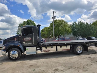 County Towing & Recovery LLC JunkYard in Columbia (SC) - photo 2