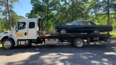 Leo's Towing LLC JunkYard in Columbia (SC) - photo 1