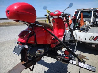 University Towing and Road Service JunkYard in Salinas (CA) - photo 4