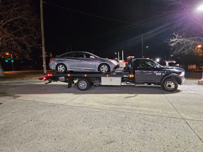 Hook Em' Up Towing JunkYard in Nashville (TN) - photo 1