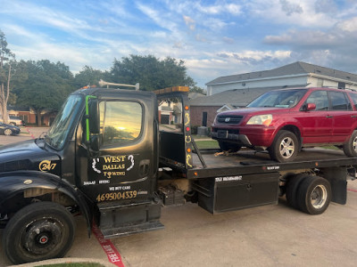 West Dallas Towing JunkYard in Dallas (TX) - photo 1