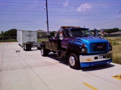 A Plus Wrecker Service JunkYard in Dallas (TX) - photo 1