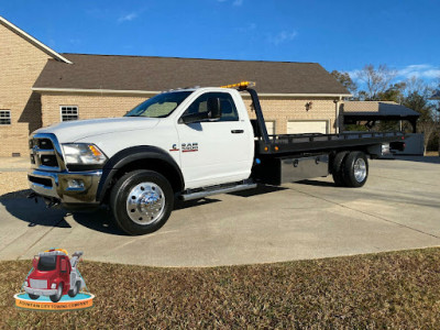 Fountain City Towing Company JunkYard in Overland Park (KS) - photo 2