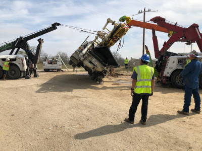 Cindy's Wrecker Services JunkYard in Corpus Christi (TX) - photo 2