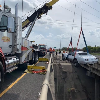 Apollo Towing & Semi Truck Heavy Wrecker JunkYard in Corpus Christi (TX) - photo 3