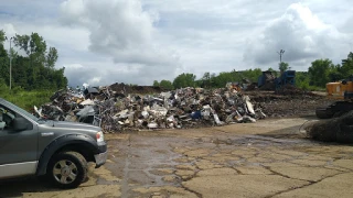 Advantage Metals Recycling JunkYard in Kansas City (MO) - photo 4