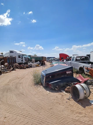 El Todo junk yard JunkYard in El Paso (TX) - photo 3