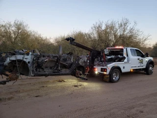 Professional Towing & Recovery JunkYard in Phoenix (AZ) - photo 4