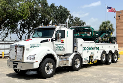 Apple Towing Co. (Houston) JunkYard in Houston (TX) - photo 2