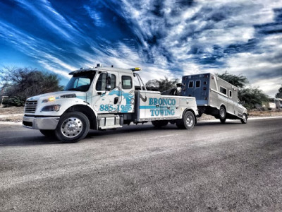 Bronco Towing JunkYard in Tucson (AZ) - photo 3