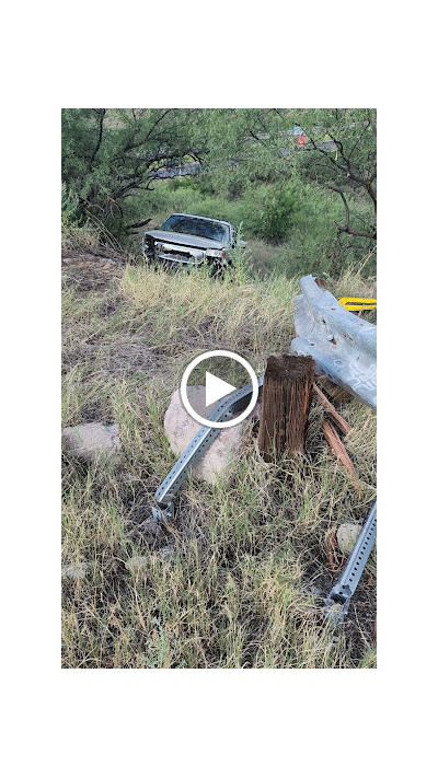 Valenzuela's Towing Services, LLC JunkYard in Tucson (AZ) - photo 2